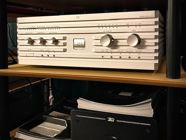 最大73％オフ！ RAR-201B ソウルノート オーディオラック 組合せタイプ ブラック SOULNOTE